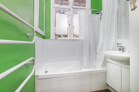 Photo of property in 30 Collingwood Street, Ngaio, Wellington, 6035