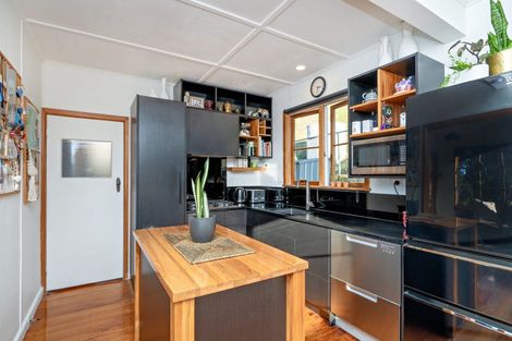 Photo of property in 82 Pohutukawa Avenue, Ohope, 3121