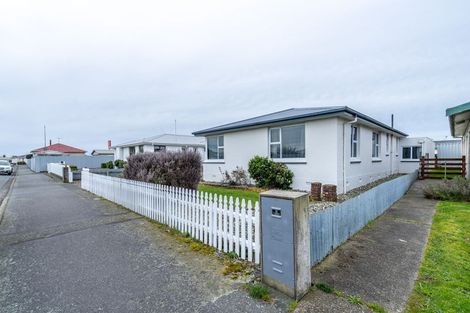 Photo of property in 17 Regent Street, Newfield, Invercargill, 9812