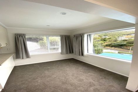 Photo of property in 3/48 Paremata Crescent, Paremata, Porirua, 5024