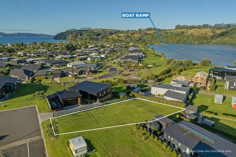 Photo of property in 4 Joyce Harsant Place, Cooks Beach, 3591