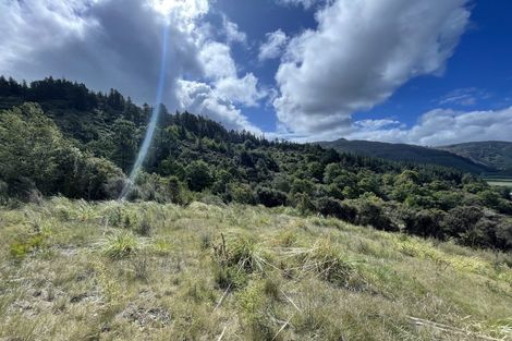 Photo of property in 42 Sylvan Way, Silverstream, Upper Hutt, 5019