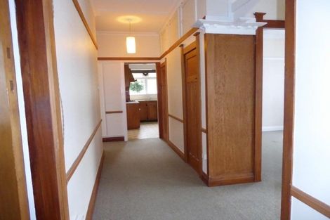 Photo of property in 22 Saint Albans Grove, Woburn, Lower Hutt, 5010