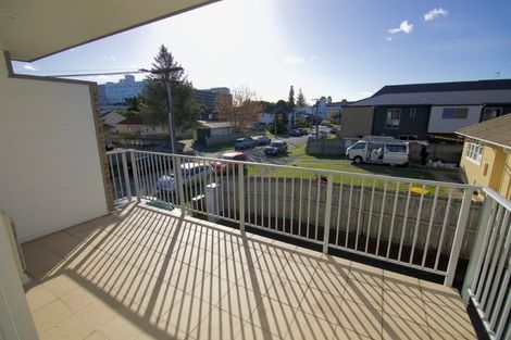Photo of property in 6 Dowding Street, Melville, Hamilton, 3206