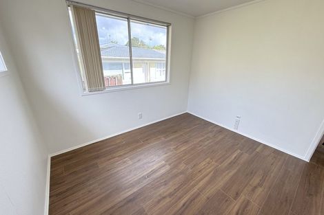 Photo of property in 9 William Souter Street, Forrest Hill, Auckland, 0620