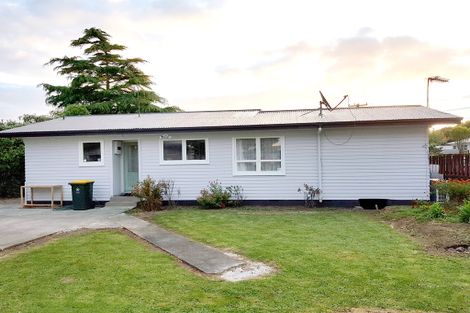 Photo of property in 5 Mcdivitt Street, Manurewa, Auckland, 2102