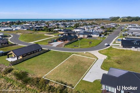 Photo of property in 49 Reel Road, Waihi Beach, 3611