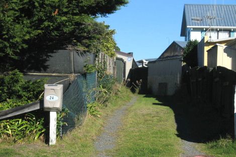 Photo of property in 24 Norfolk Crescent, Otaki Beach, Otaki, 5512