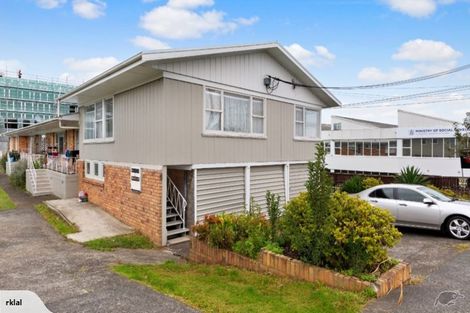 Photo of property in 1/40 Rosebank Road, Avondale, Auckland, 1026