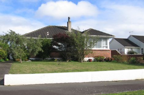 Photo of property in 10 Ngarimu Street, Roslyn, Palmerston North, 4414