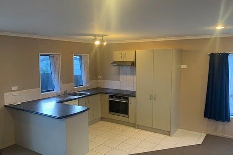 Photo of property in 93 Universal Drive, Henderson, Auckland, 0610