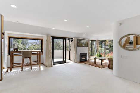 Photo of property in 18 Marama Terrace, Eastbourne, Lower Hutt, 5013