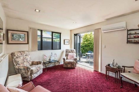 Photo of property in 65 Cleveland Street, Edgeware, Christchurch, 8013