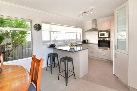 Photo of property in 25 Pine Road, Orewa, 0931