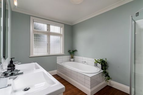 Photo of property in 98 Pownall Street, Masterton, 5810