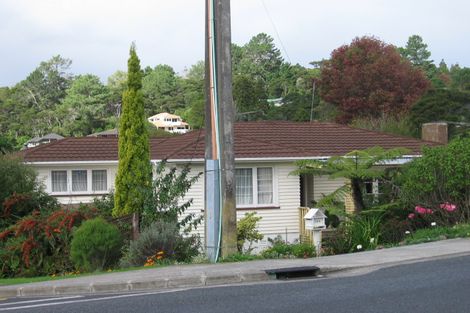 Photo of property in 128 Atkinson Road, Titirangi, Auckland, 0604