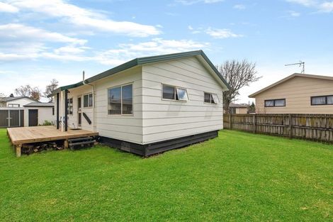 Photo of property in 15a Melleray Place, Randwick Park, Auckland, 2105