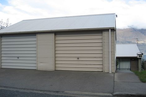 Photo of property in 16b Dart Place, Fernhill, Queenstown, 9300