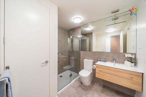 Photo of property in 2/65 Tiketike Way, Brooklyn, Wellington, 6021