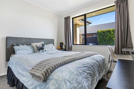 Photo of property in 47 Factory Road, Belfast, Christchurch, 8051