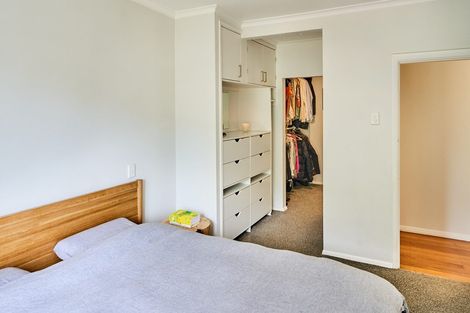 Photo of property in 40 Rona Street, Eastbourne, Lower Hutt, 5013