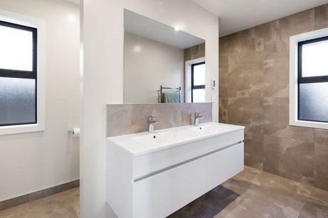 Photo of property in 6 Lewis Way, Cambridge, 3434