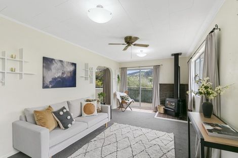 Photo of property in 31 Bell Street, Tawa, Wellington, 5028