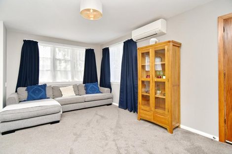 Photo of property in 28 Douglas Road, Amberley, 7410