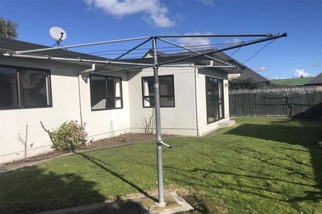 Photo of property in 18 Middle Road, Havelock North, 4130