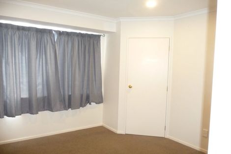 Photo of property in 1/55 Whitford Road, Botany Downs, Auckland, 2014