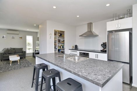 Photo of property in 6 Fearne Drive, Woodend, 7610