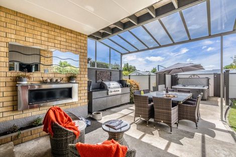 Photo of property in 82 Dalwharn Street, Wallacetown, 9816