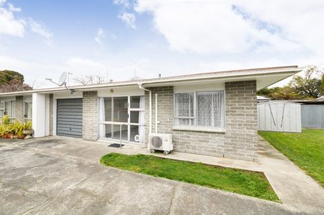 Photo of property in 8b Bryant Street, Takaro, Palmerston North, 4412