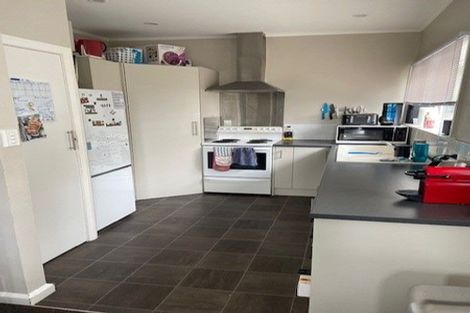 Photo of property in 28 The Quadrant, Miramar, Wellington, 6022