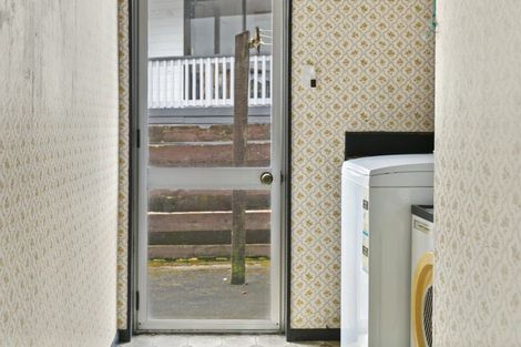 Photo of property in 11b Reeves Road, Acacia Bay, Taupo, 3330