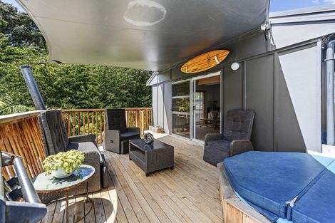 Photo of property in 53 Pitcairn Street, Oakura, 4314