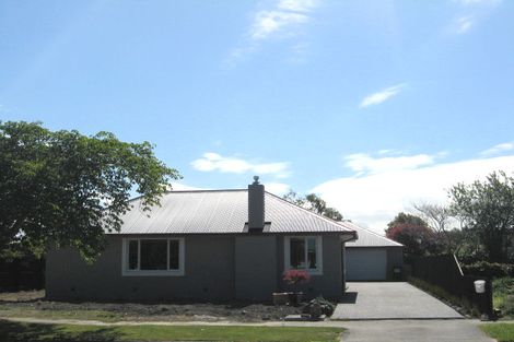 Photo of property in 93 Cotswold Avenue, Bishopdale, Christchurch, 8053
