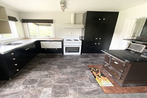 Photo of property in 15 Harewood Road, Oxford, 7430