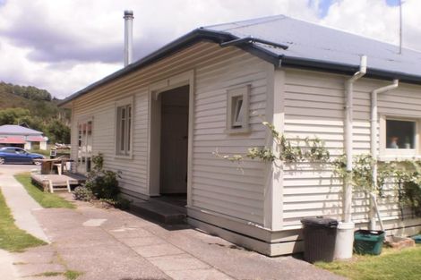 Photo of property in 116 Shiel Street, Reefton, 7830