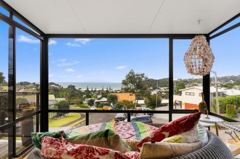 Photo of property in 122 Tuna Place, Onemana, Whangamata, 3691