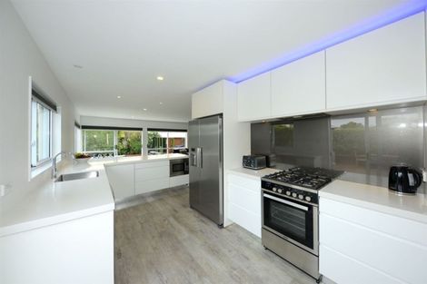 Photo of property in 30 Beauford Place, Parklands, Christchurch, 8083