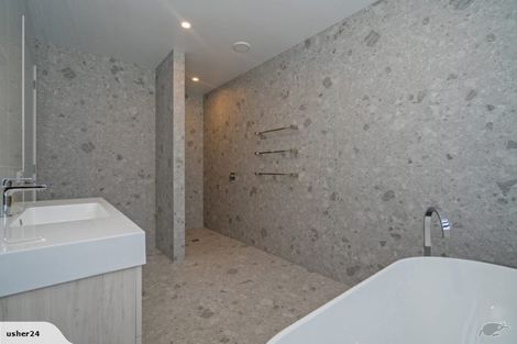 Photo of property in 14 Lady Jocelyn Place, Whitianga, 3510