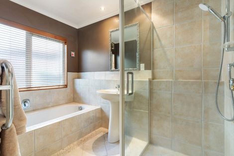 Photo of property in 1173 Papamoa Beach Road, Papamoa Beach, Papamoa, 3118