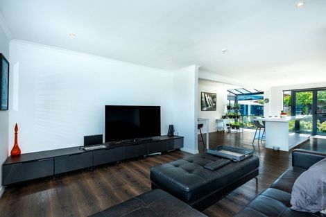 Photo of property in 150 Beach Road, North New Brighton, Christchurch, 8083