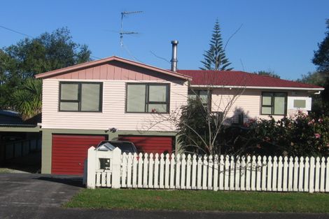 Photo of property in 21 Rembrandt Place, Opaheke, Papakura, 2113