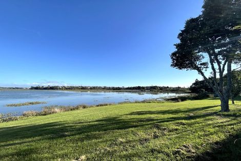 Photo of property in 99 Beresford Street, Bayswater, Auckland, 0622