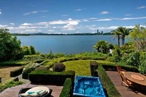 Photo of property in 4/76 Shakespeare Road, Milford, Auckland, 0620