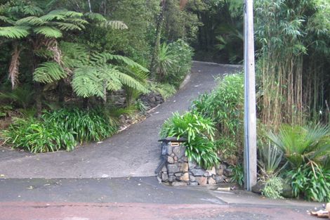 Photo of property in 175 Woodlands Park Road, Titirangi, Auckland, 0604