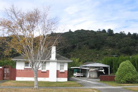 Photo of property in 51 Wilford Street, Wallaceville, Upper Hutt, 5018