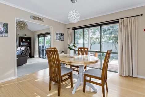 Photo of property in 14 Gill Road, Bay View, Napier, 4104